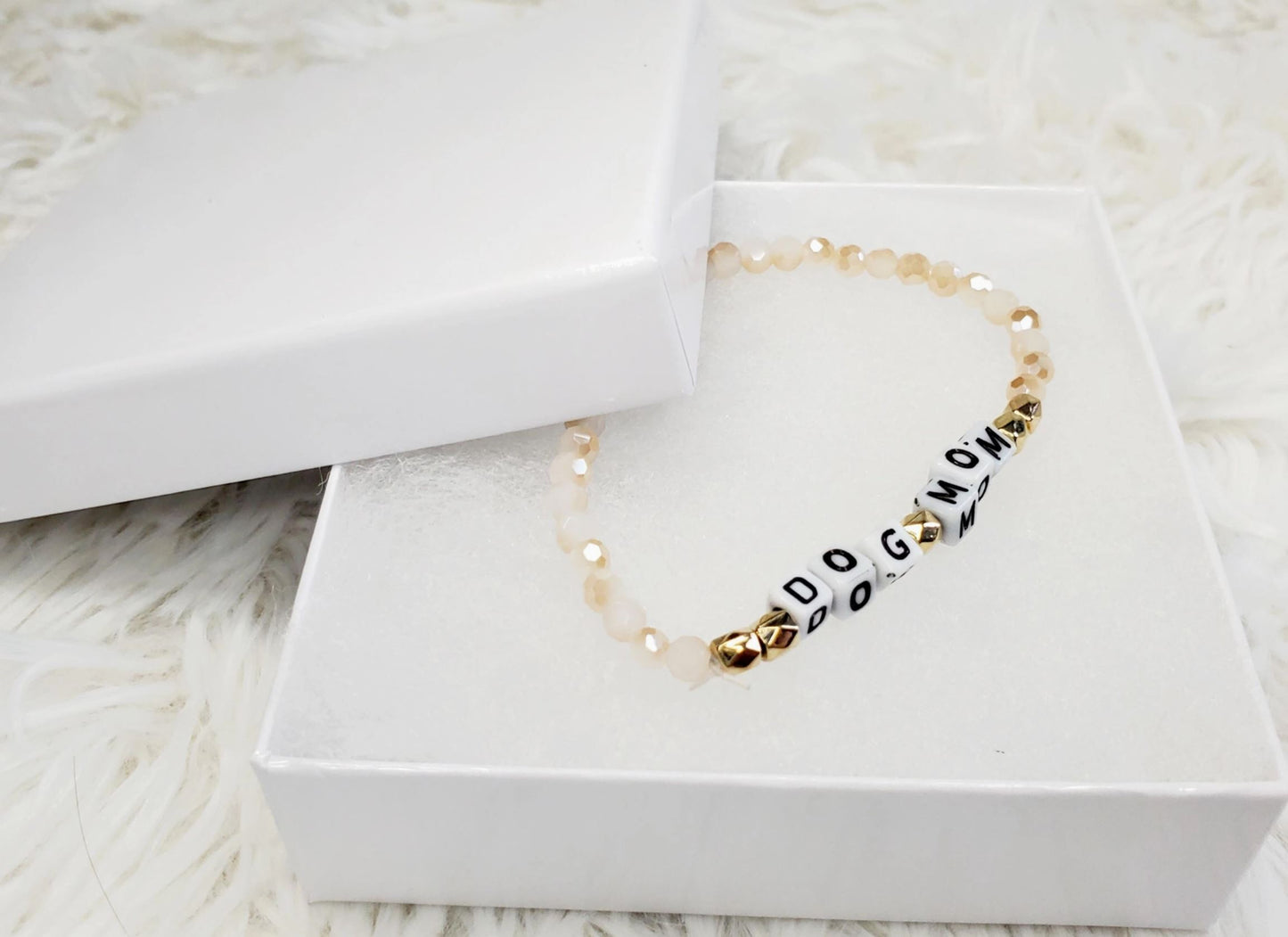 Dog Mom Beaded Stretch Bracelet