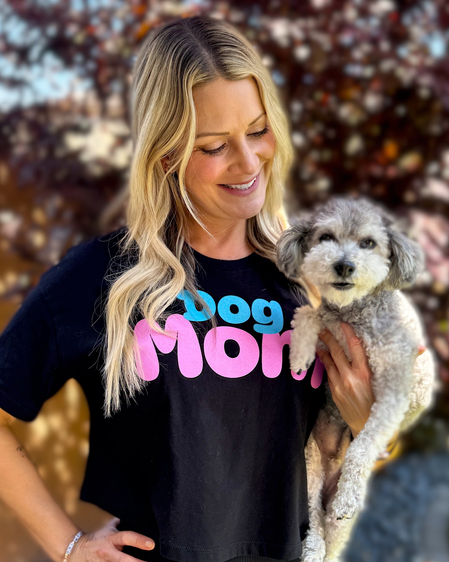 Dog Mom Colorful Cropped T-Shirt